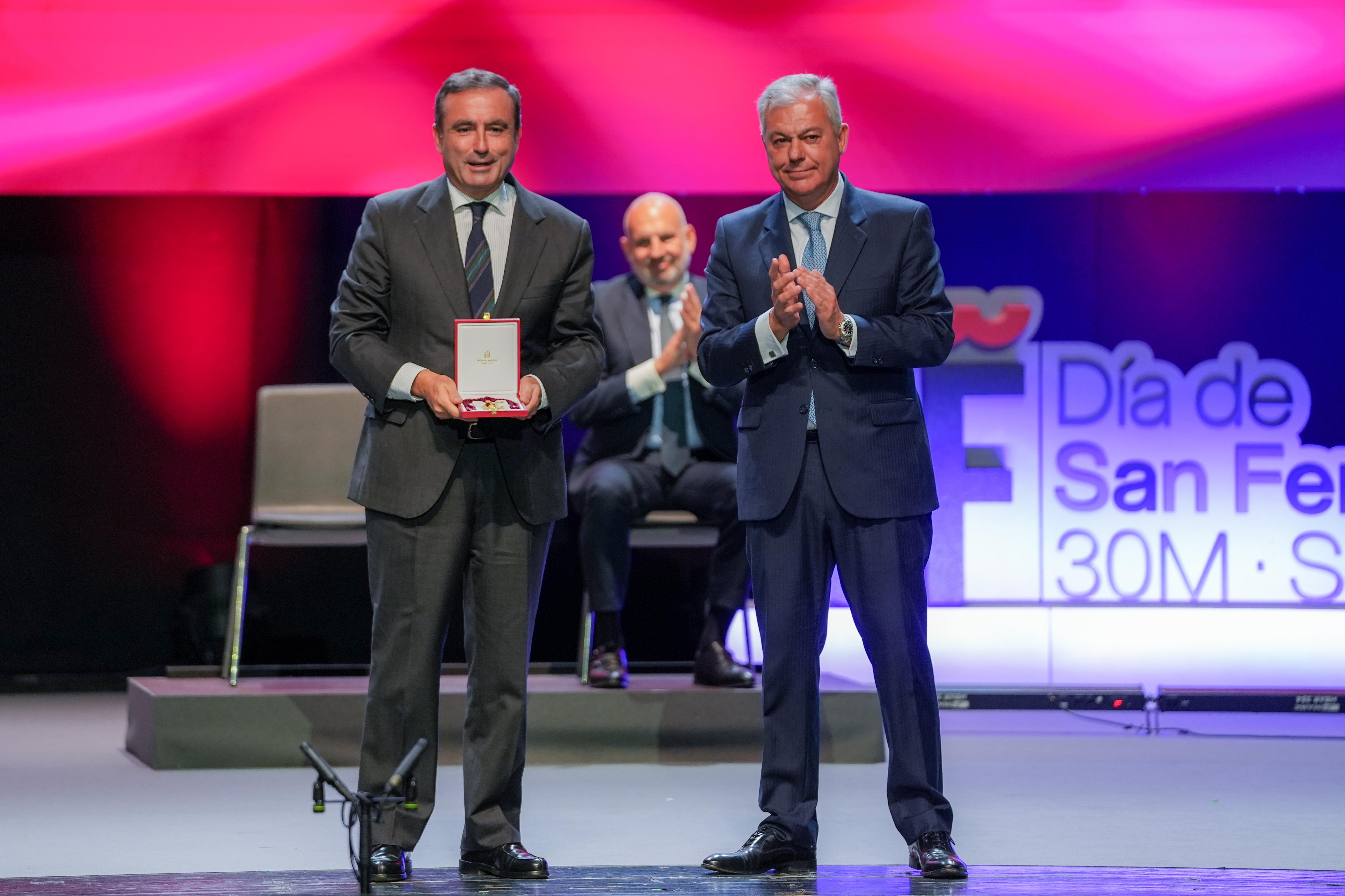 Medallas de la ciudad de Sevilla - Impulso económico y empresarial